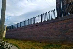 Engineered Commercial Retaining Wall